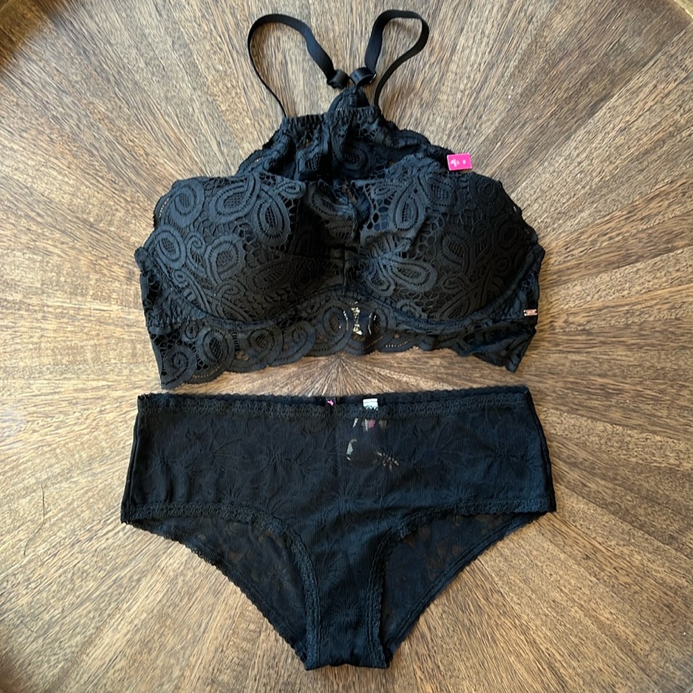 VS Pink Bralette Panty Bundle